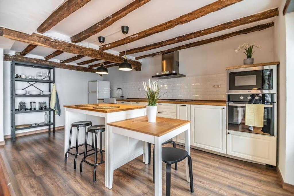 Apartmán Apartamento De Diseno Junto Al Puerto De Castro Urdiales Exteriér fotografie